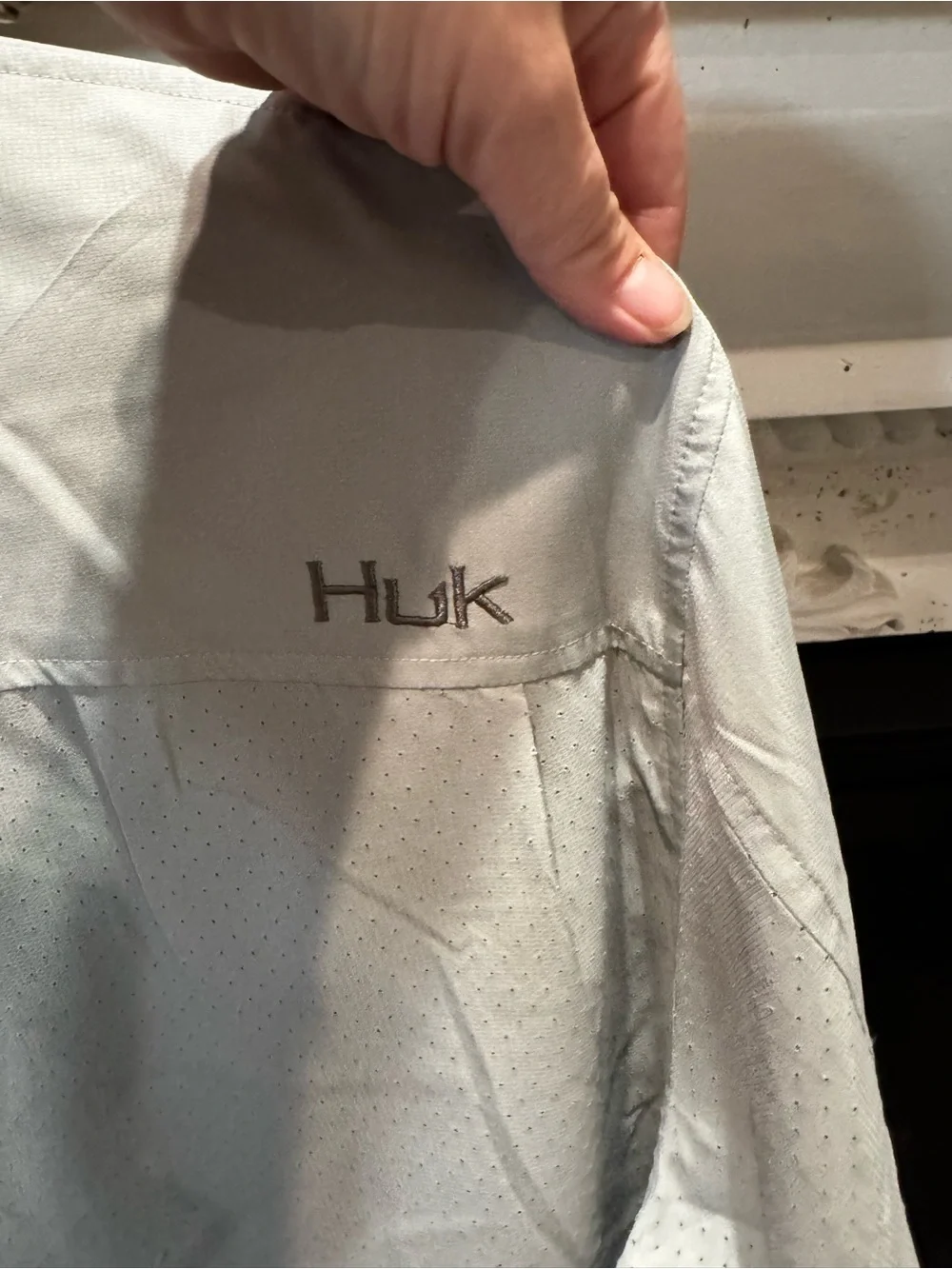 Huk Men's Short-Sleeve Button-Down Shirt in Light Gray